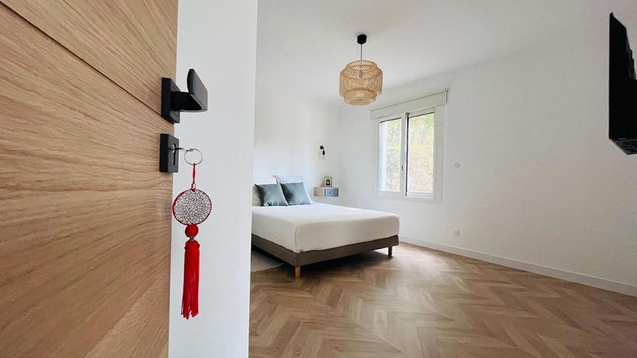 Villa Holistika : Bed And Breakfast / Pool / Air Conditioning/ Mont Faron 土伦 外观 照片