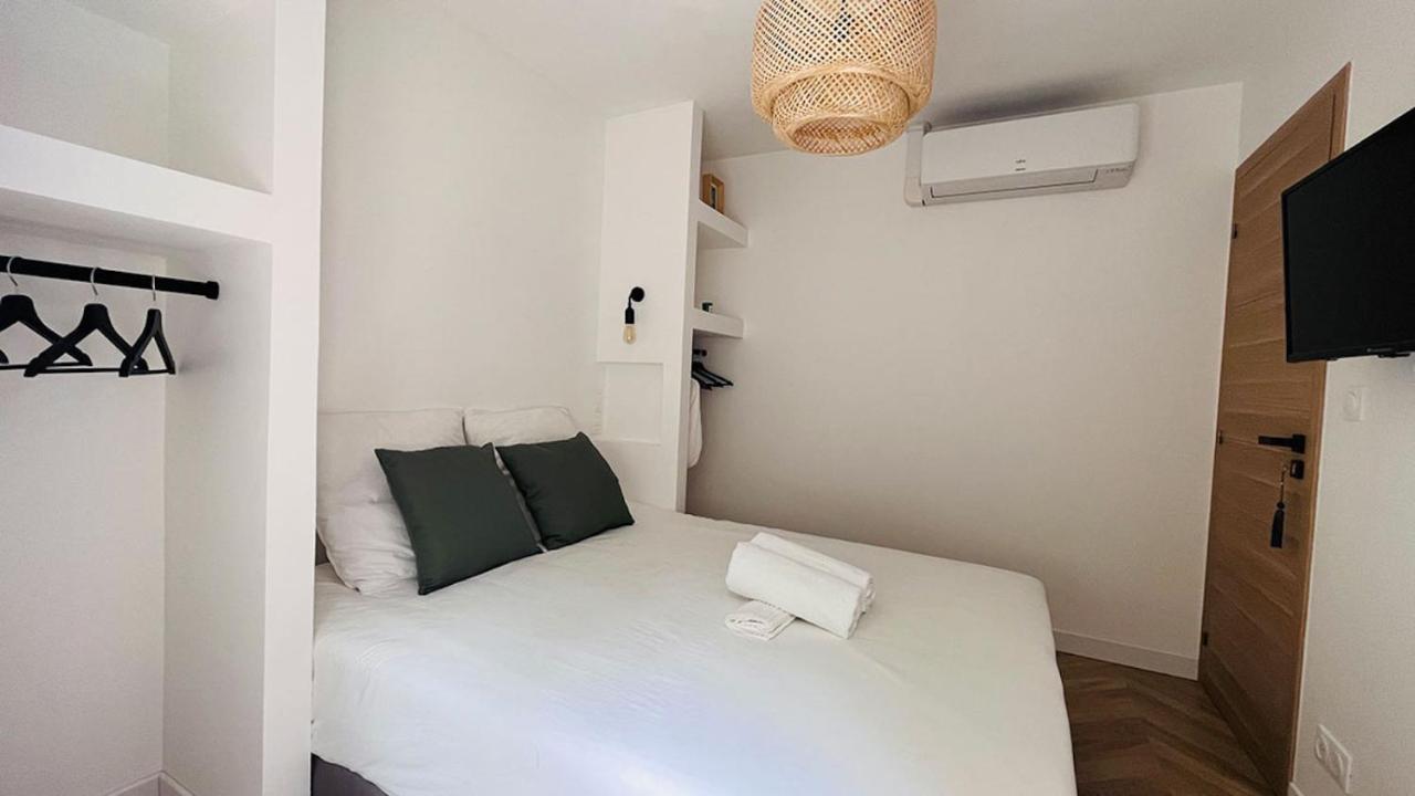 Villa Holistika : Bed And Breakfast / Pool / Air Conditioning/ Mont Faron 土伦 外观 照片